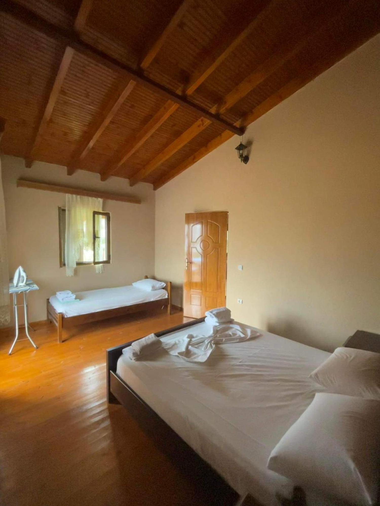 Villa Anna Sarandë 外观 照片